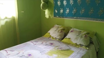 2 chambres, fer et planche Ă repasser, Wi-Fi gratuit, draps fournis