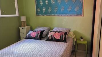 2 habitaciones, tabla de planchar con plancha y wifi gratis