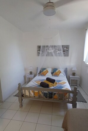 1 bedroom, iron/ironing board, travel cot, WiFi