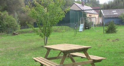 RESTORED FARM LAND LEISURE & SON IN QUIET AT THE EDGE BRAYE