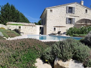 Pool - Charming house in Provence swimming pool and exceptional view (Forcalquier)