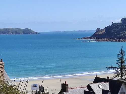 3 minutes from the beach, GRD STANDING apartment, veranda, terrace, parking 