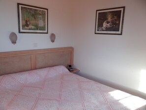 2 Schlafzimmer, Bügeleisen/Bügelbrett, WLAN
