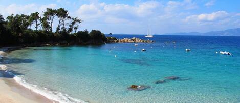 Beach nearby, sun loungers