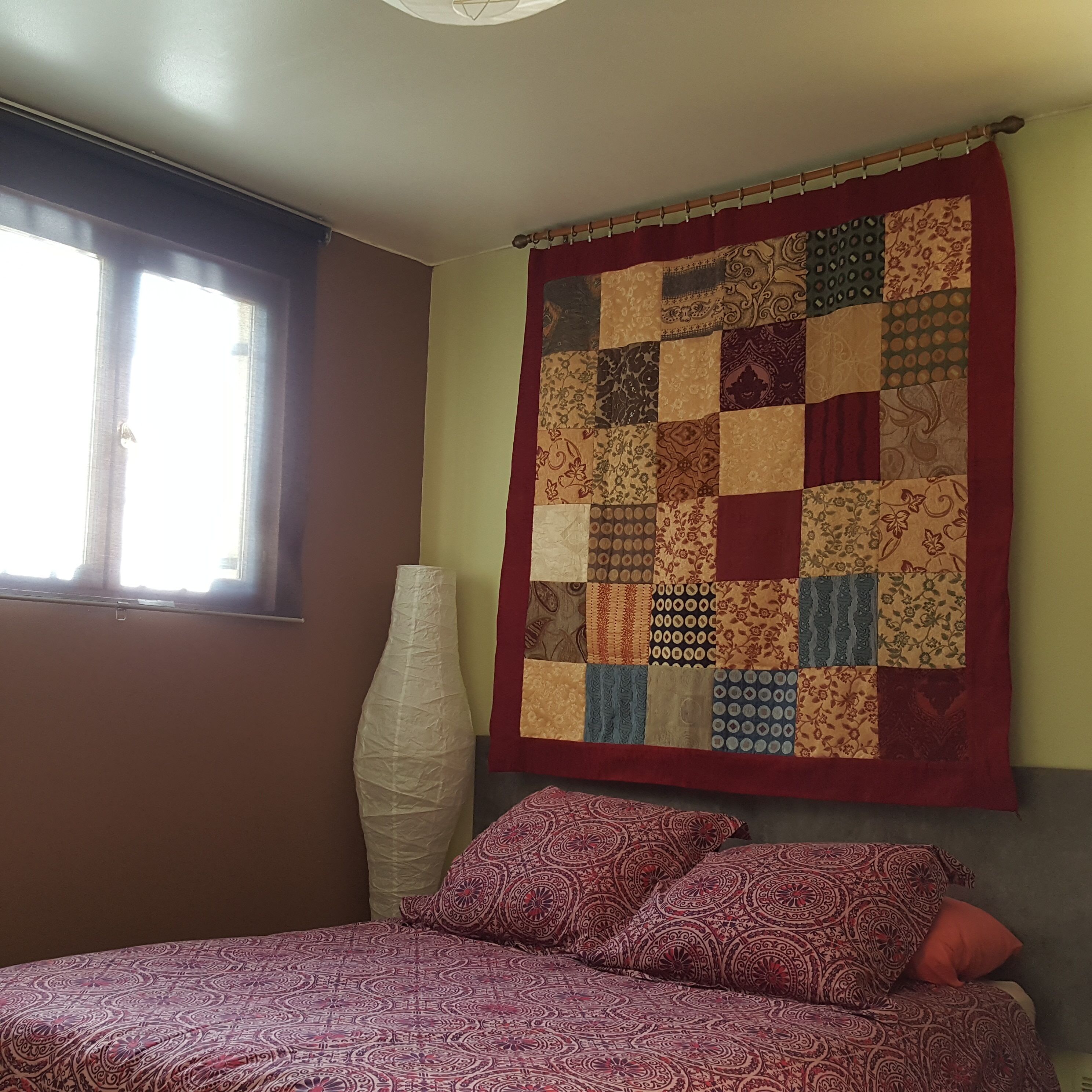Small cottage in the Bois du Lys _ swimming pool _ Fontainebleau forest