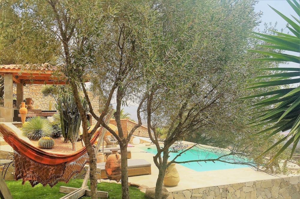 Holiday house near the sea in Corsica: residence Paradisu - Ajaccio