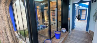 House 200 M2 air-conditioned 5 bedrooms 4 bathrooms 4 toilets '' la treille muscate ''.