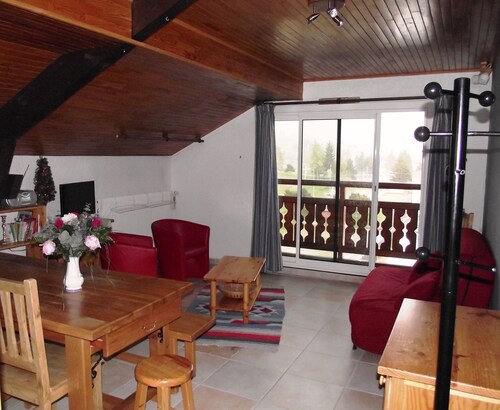 Apart. , 8 pers., At the foot of the slopes with very beautiful view