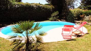 Piscine extérieure, piscine chauffée