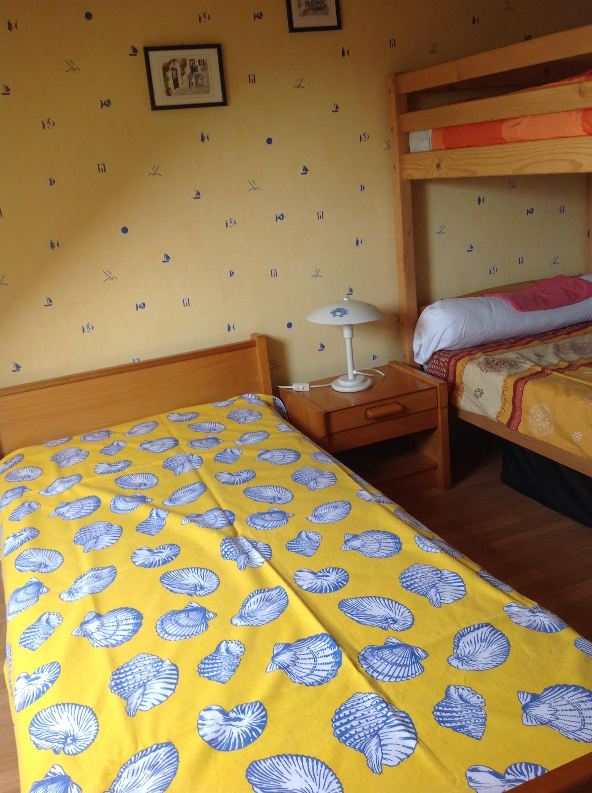 DAMGAN near the Gulf of Morbihan T3 duplex Sea view and direct access to the beach.