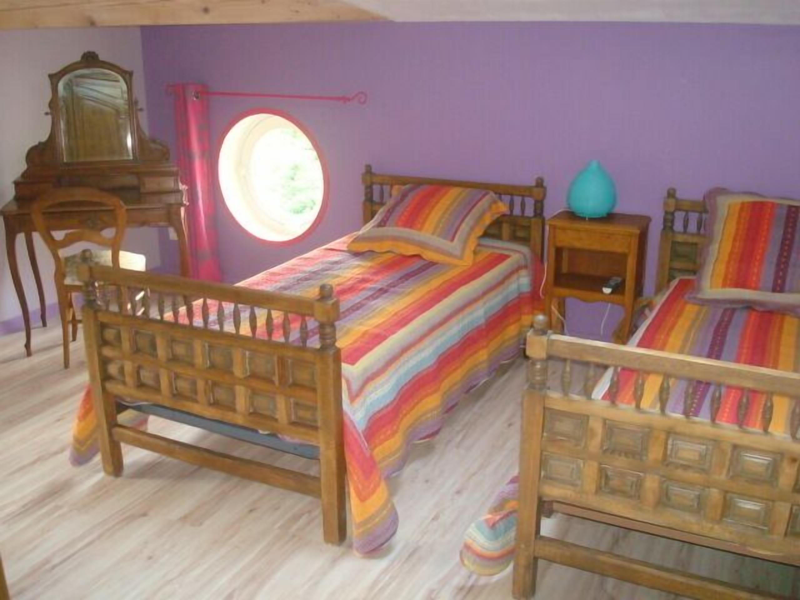 GîTE SPACIOUS, COMFORTABLE, QUIET IN THE HEART OF THE HILLS