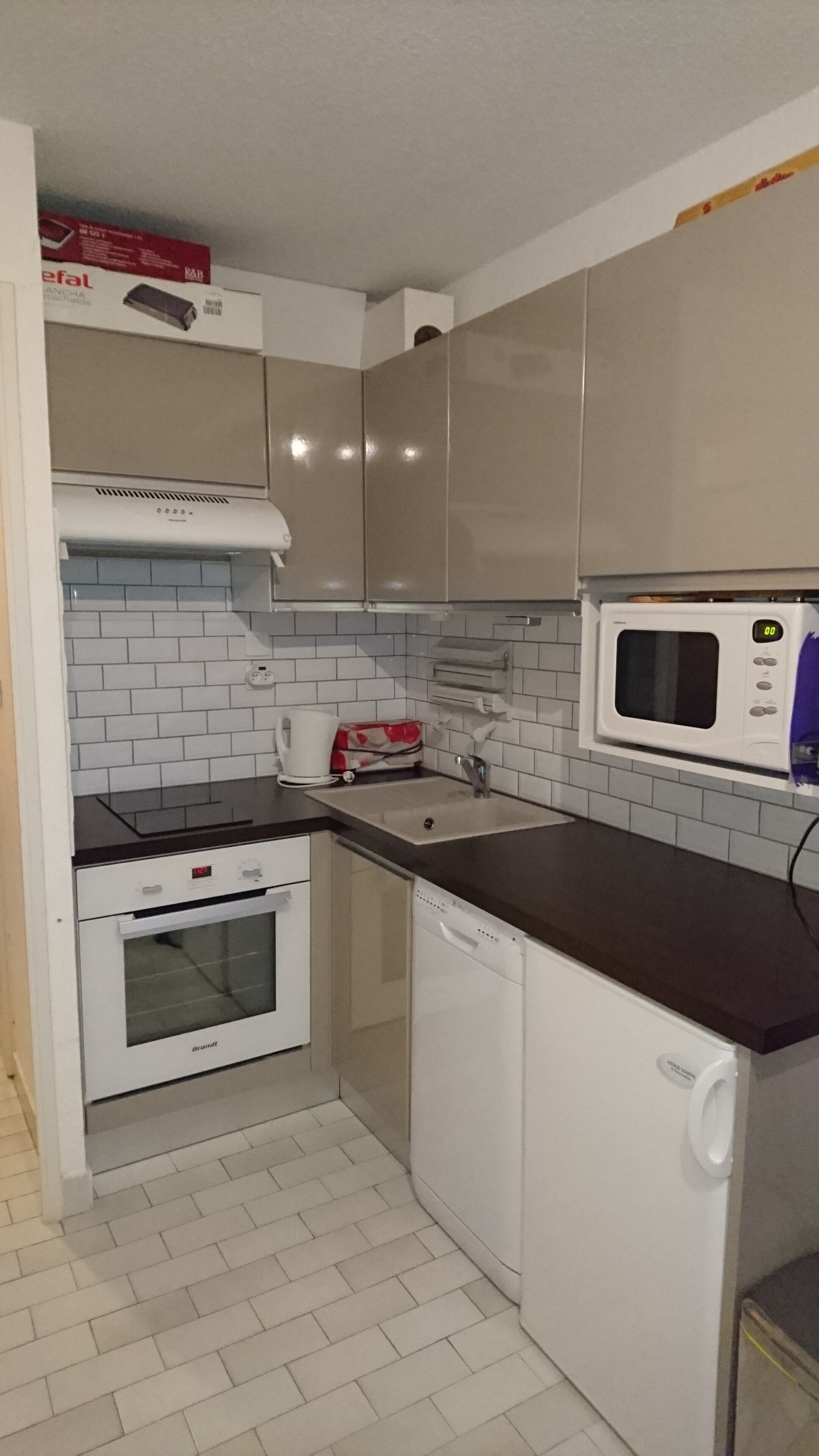 Quiet apartment with sea view, air conditioned