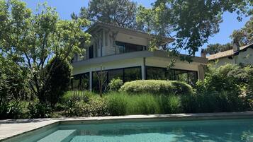 Piscine extérieure, piscine chauffée