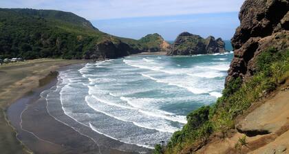 Ground floor house with stunning views over the tops of Mercantour