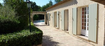 Villa with swimming pool and exceptional view over the bay of Saint-Tropez