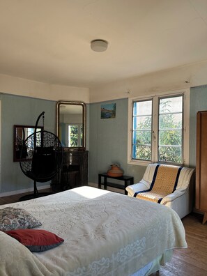 2 slaapkamers, een strijkplank/strijkijzer, gratis wifi