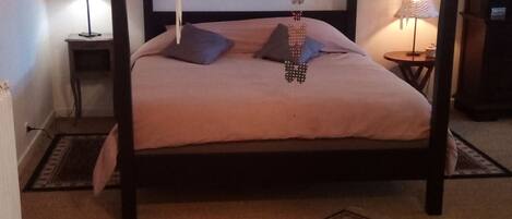 1 غرفة نوم وملاءات أسرّة