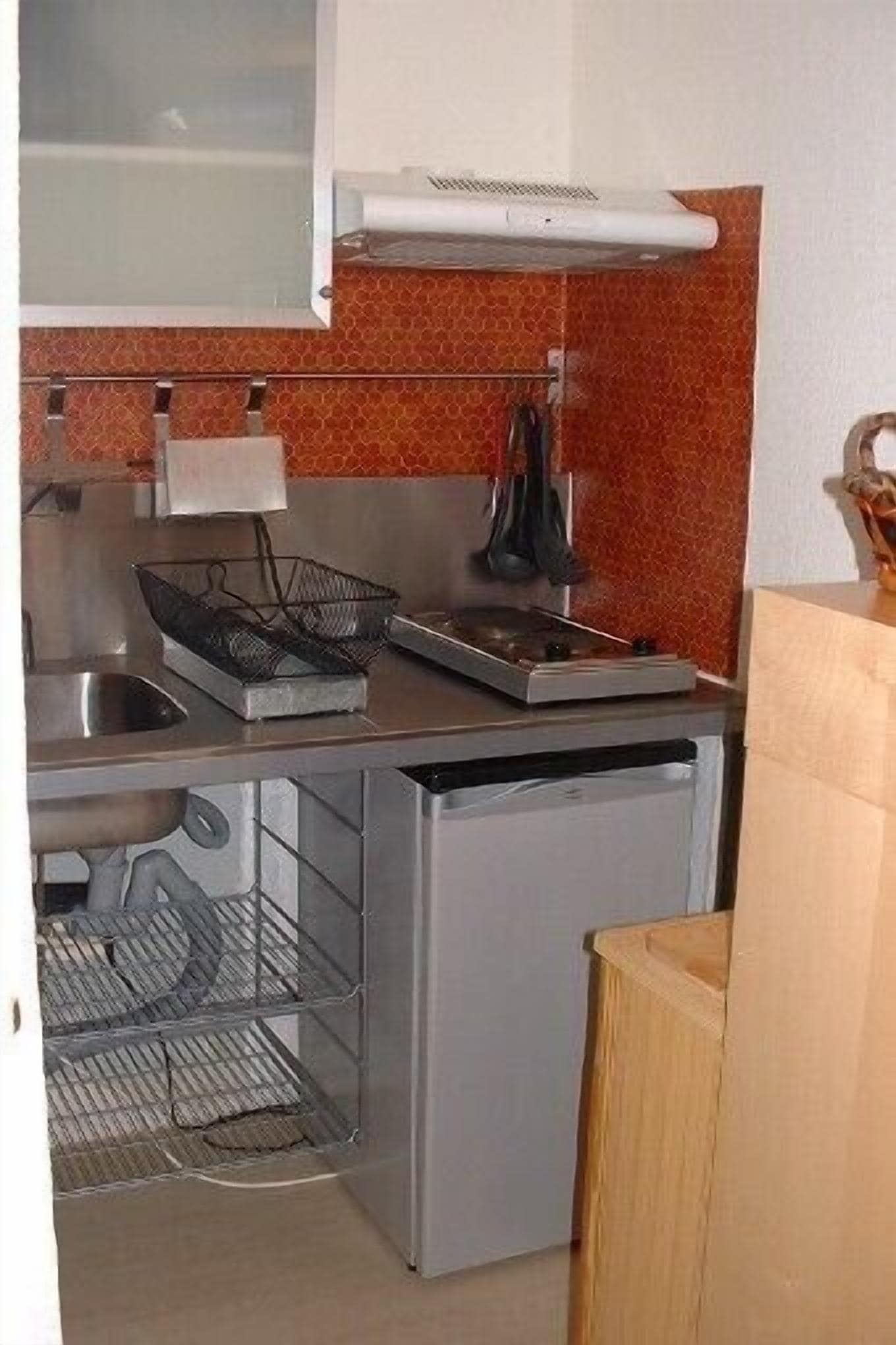 Nice studio at the bottom of the slopes, sleeps 4, nice prices