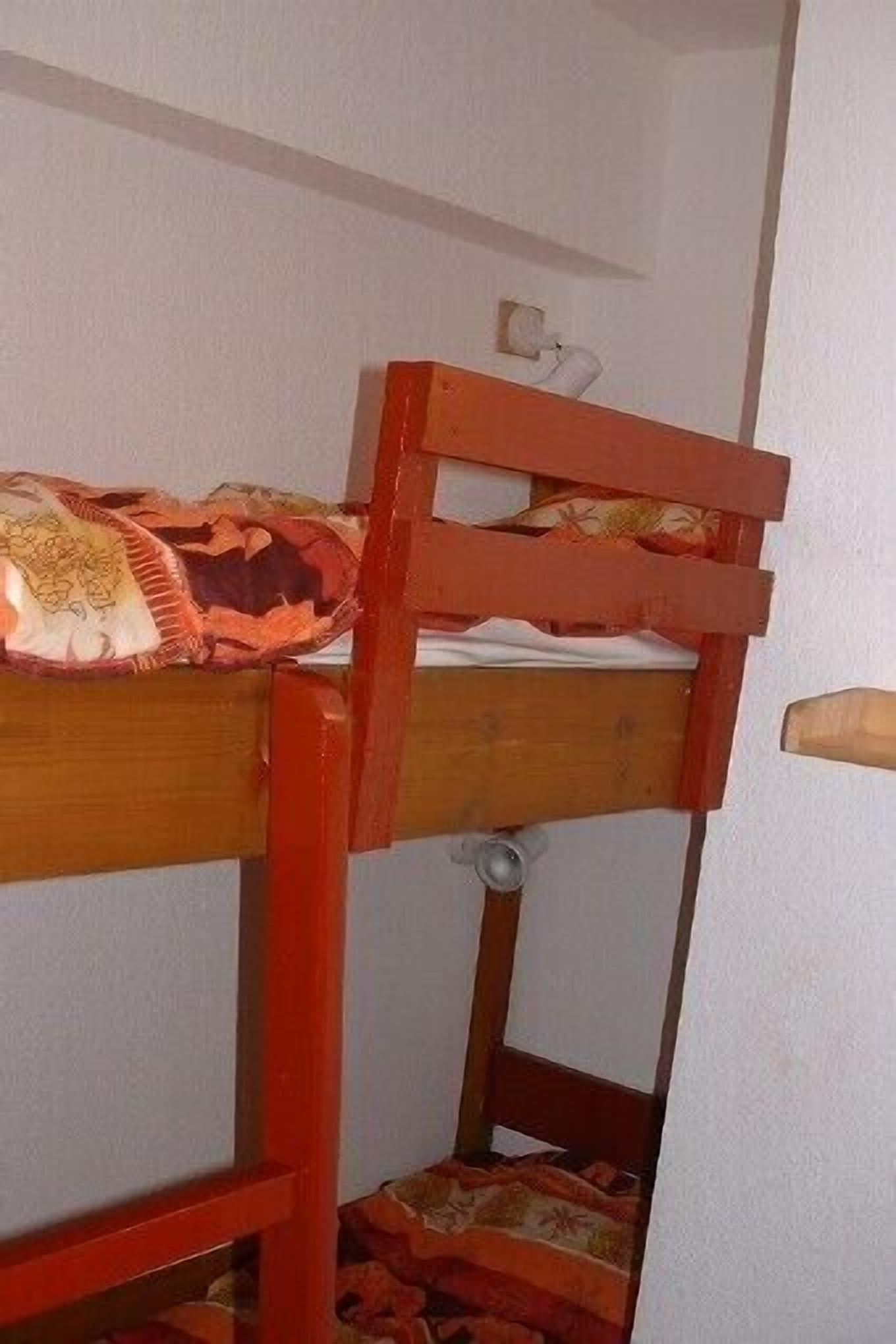 Nice studio at the bottom of the slopes, sleeps 4, nice prices