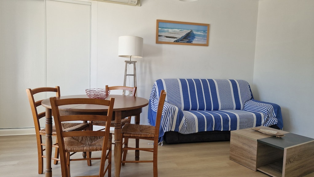Der König Von Grau Boucanet Ruhige Wohnung In Villa Komplett Renoviert - Aigues-Mortes