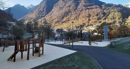 Appartement centre ville proximité des télécabines calme état neuf parking privé