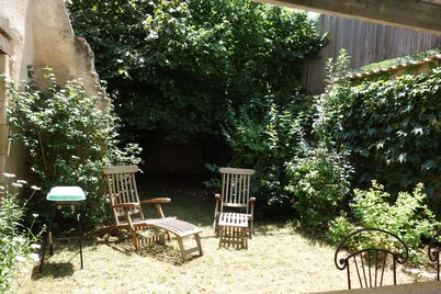GITE CON ENCANTO a las puertas del Marais Poitevin y Niort con piscina privada