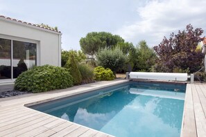 Piscine extérieure, piscine chauffée