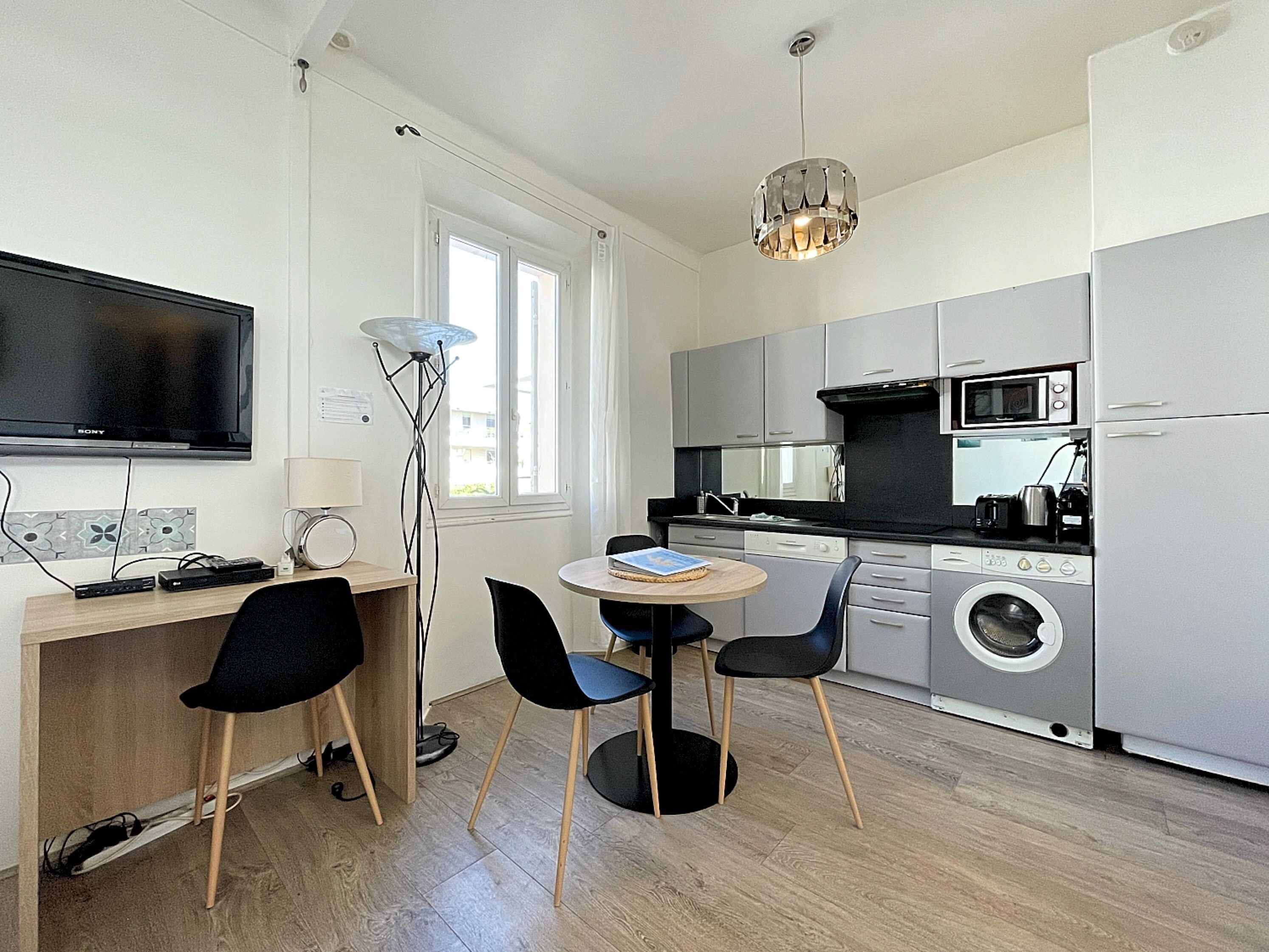 Fridge, microwave, coffee/tea maker