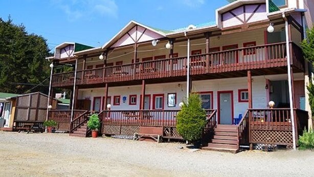 Front of property - Bada Jeungwon Pension (Taean)