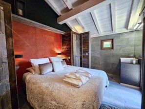 4 bedrooms, iron/ironing board, travel crib, free WiFi - Chalet Kasumiga Collection Perles (Bolquère)