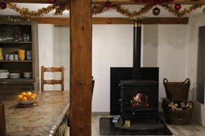 Dining - CHALET OF CHARME DE HAUTES-VOSGES (Saulxures-Sur-Moselotte)