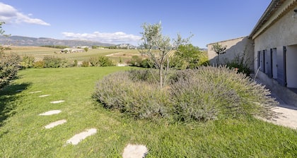 Loft in der Provence in Moustiers Sainte Marie und in der Nähe der See Sainte Croix