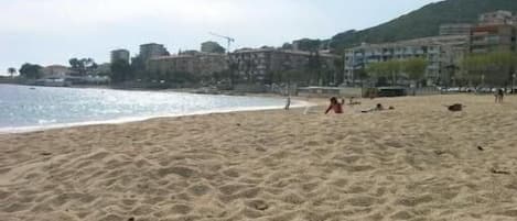 Beach nearby, beach towels