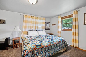 4 間睡房、熨斗/熨衫板、Wi-Fi、床單