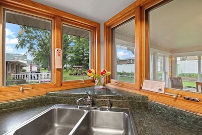 Miss Liberty Lambeau