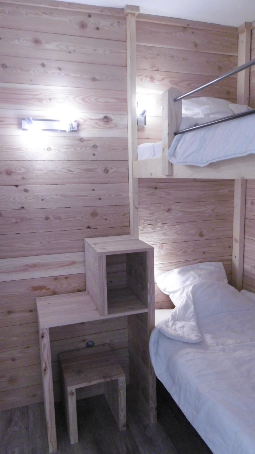 South facing apartment, balcony, access to garden and amazing view