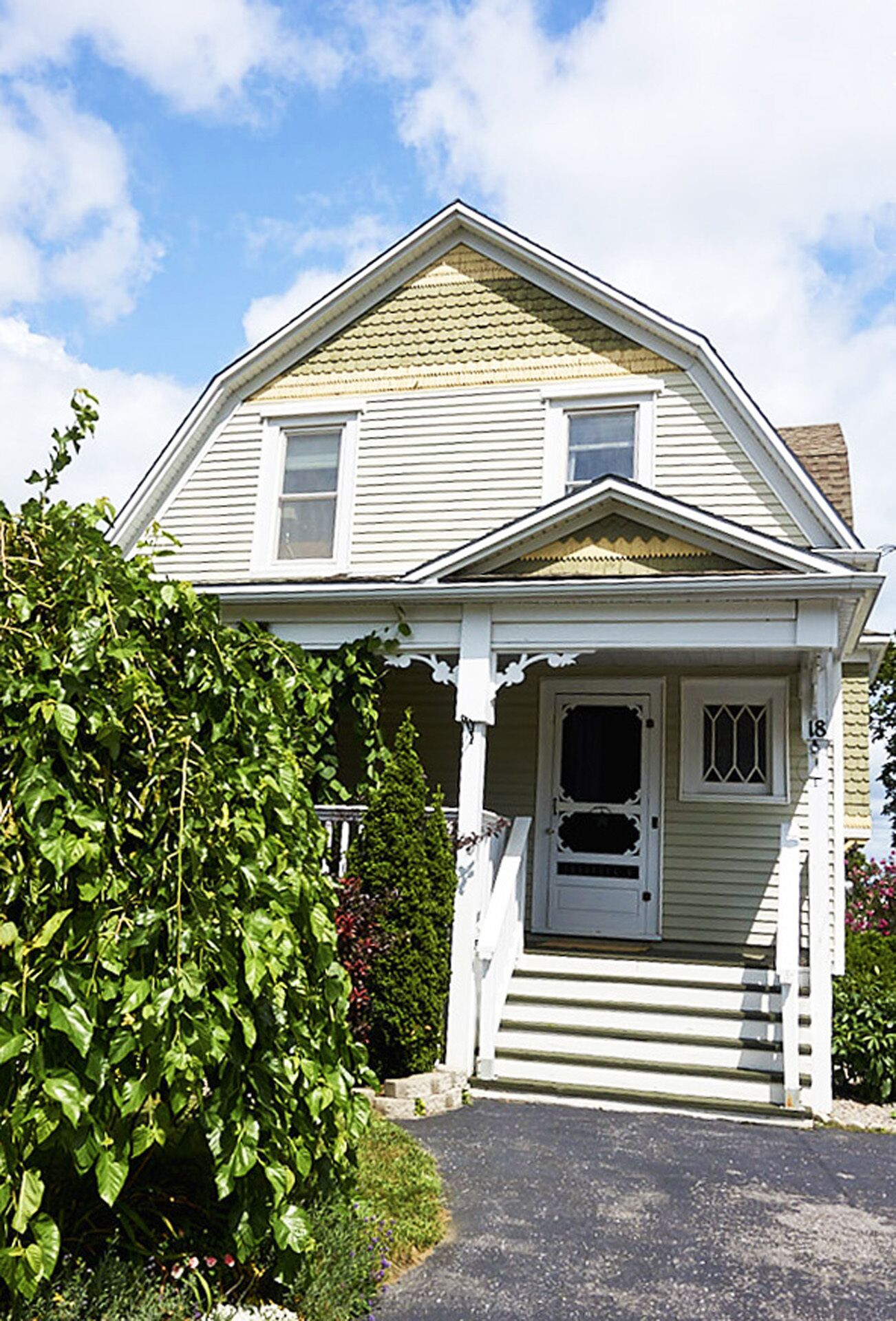Downtown Picton with pool