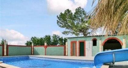 Villa, slide, swimming pool, summer kitchen, tennis court, basketball, soaking
