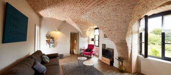 Former convent from the 17th, renovated, private garden, Beaune center