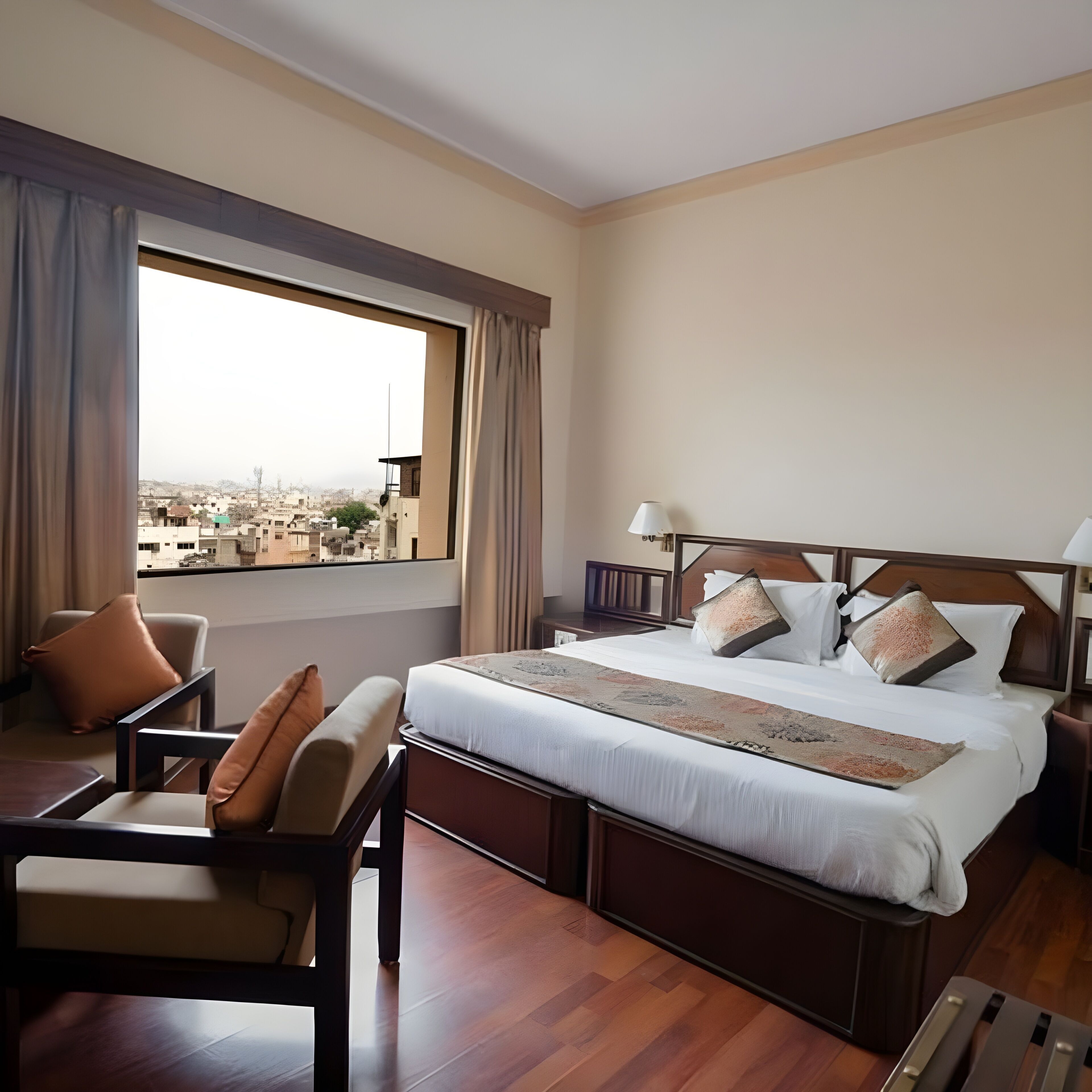 1 bedroom, premium bedding, minibar, in-room safe