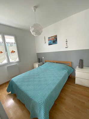 1 bedroom, iron/ironing board, free WiFi