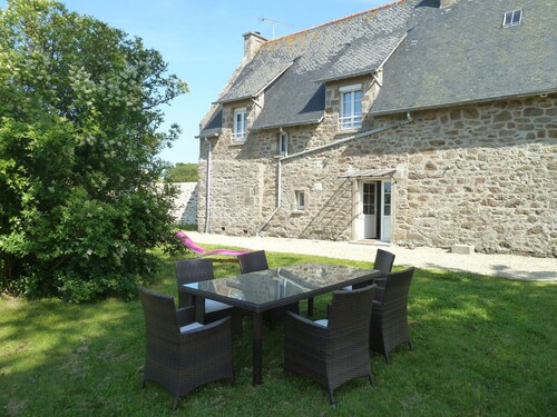 Quiet farmhouse / longère near Beaches and Sea Baths