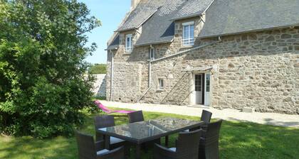 Quiet farmhouse / longère near Beaches and Sea Baths