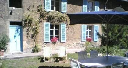 Spacious and comfortable house, 20 min away from ski runs