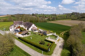 المنشأة من الخارج