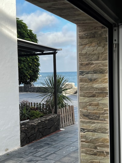 Comfortable seaside house for 4 people