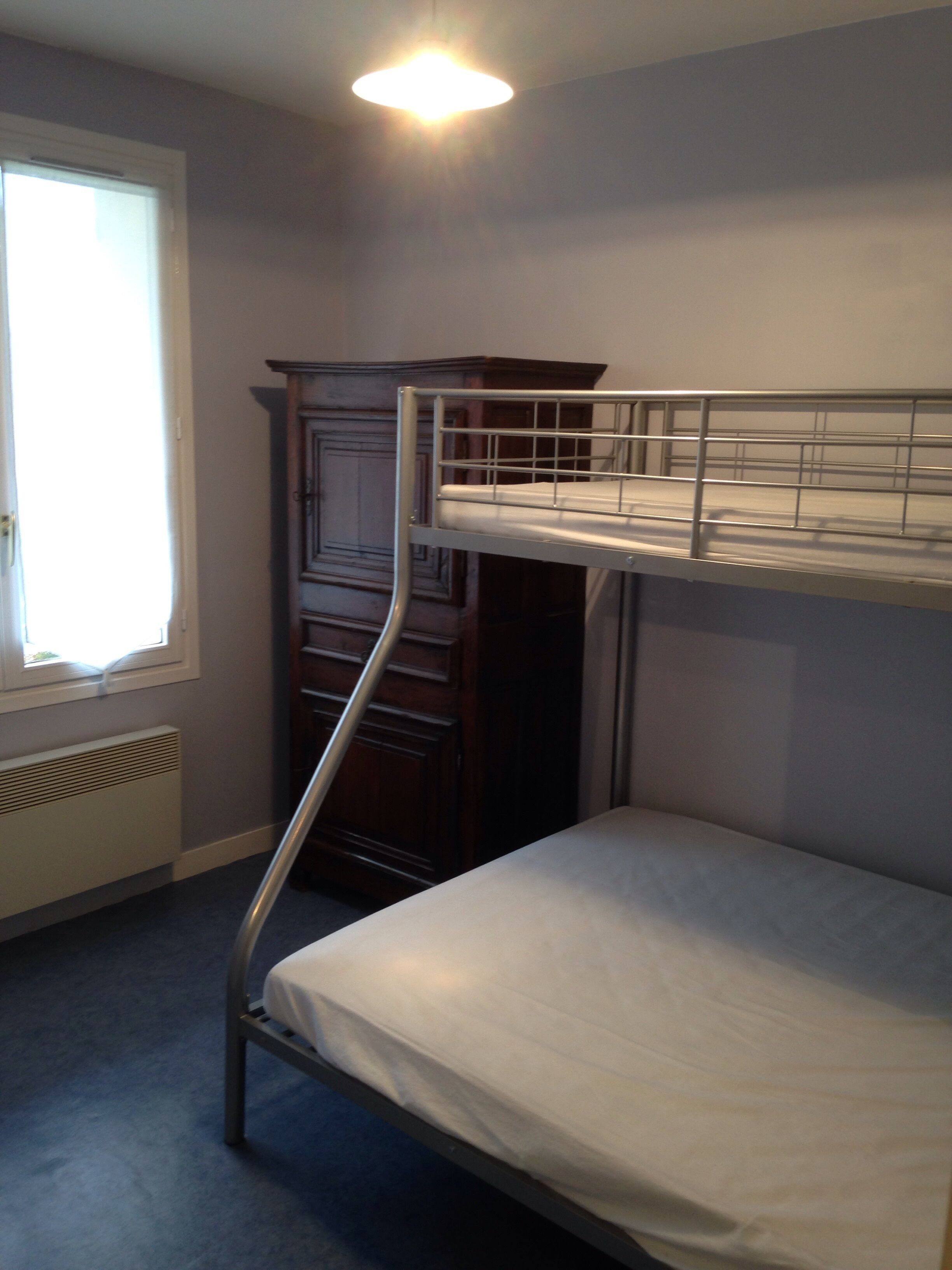 F2 + GARDEN - 4/5 PEOPLE, FACING AND DIRECT ACCESS TO THE SEA (week and W-End)