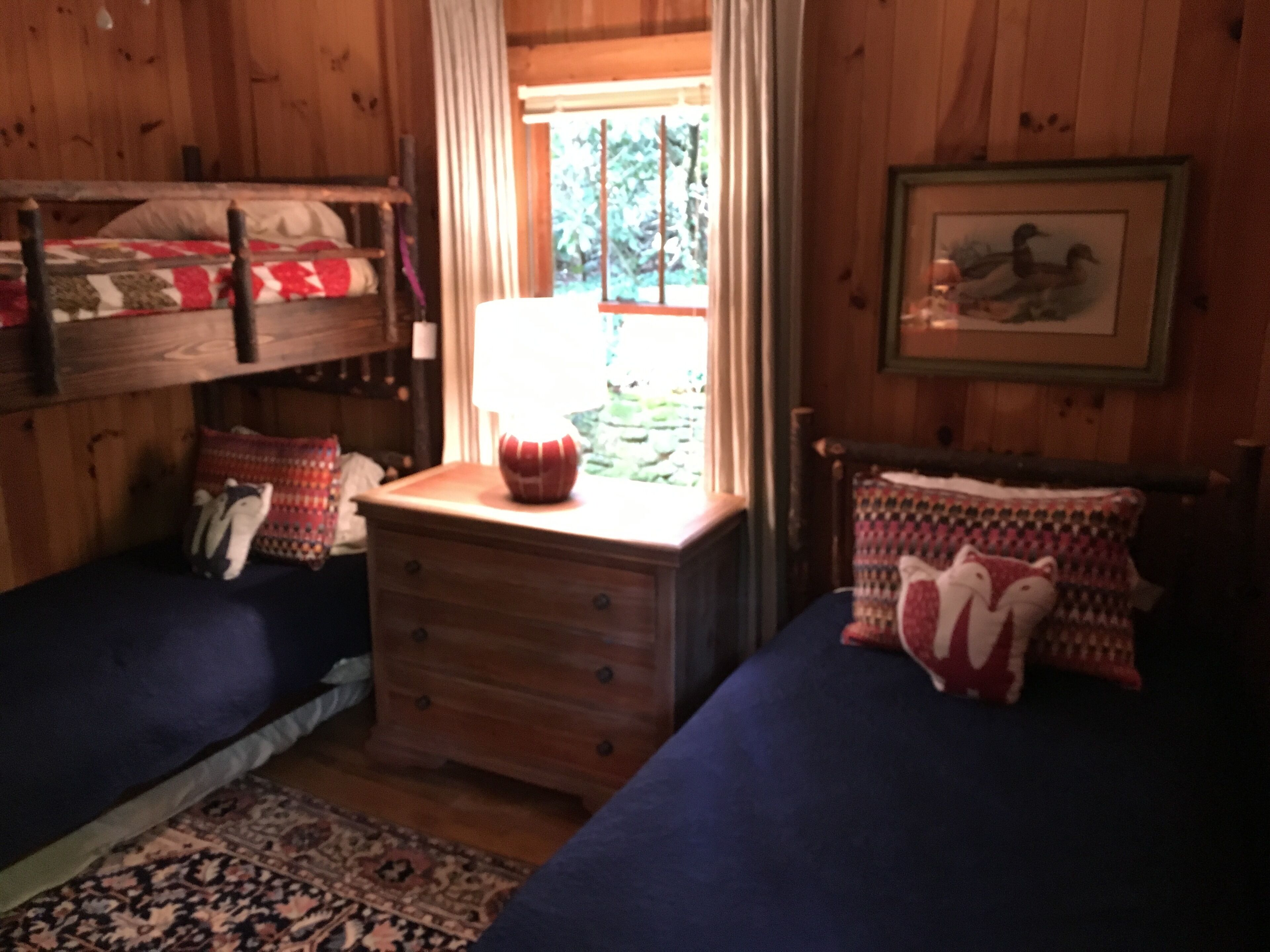 2 chambres, fer et planche à repasser, Wi-Fi gratuit, draps fournis