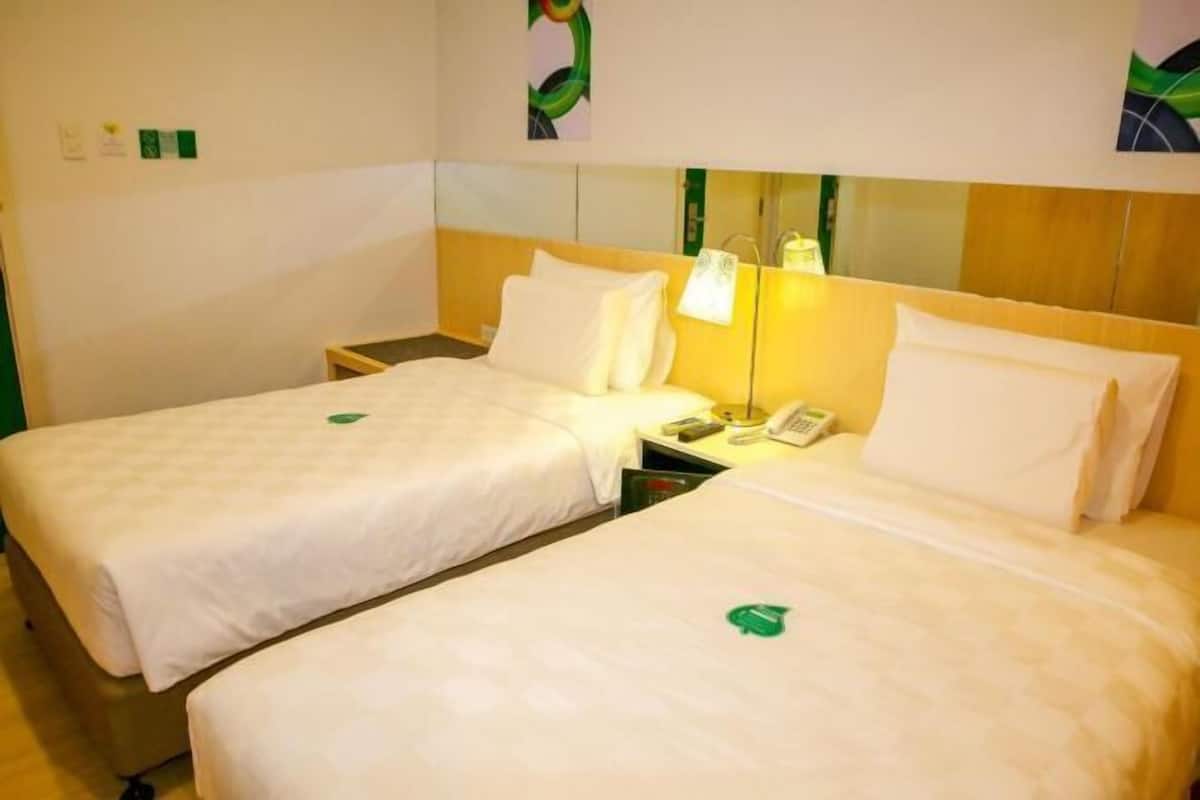 In-room safe, iron/ironing board, free WiFi, bed sheets