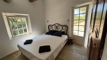 4 chambres, fer et planche Ă repasser, lit parapluie, Wi-Fi gratuit